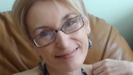 Лиза Богутски, блогер