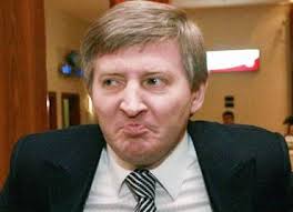 пикет собственности Ахметова СКМ и в Лондоне