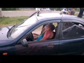 Под Новоайдаром автобус с людьми попал под обстрел. Много раненных (видео 18+)